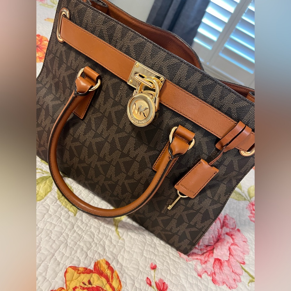 Michael Kors Signature Monogram Tote Bag with Large Matching Wallet